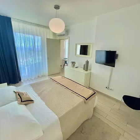Isola Bella Apartment