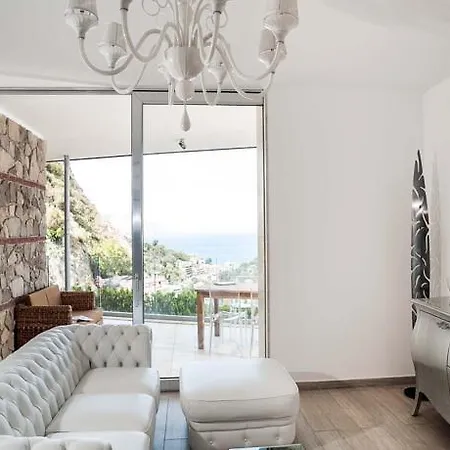 Isola Bella Taormina